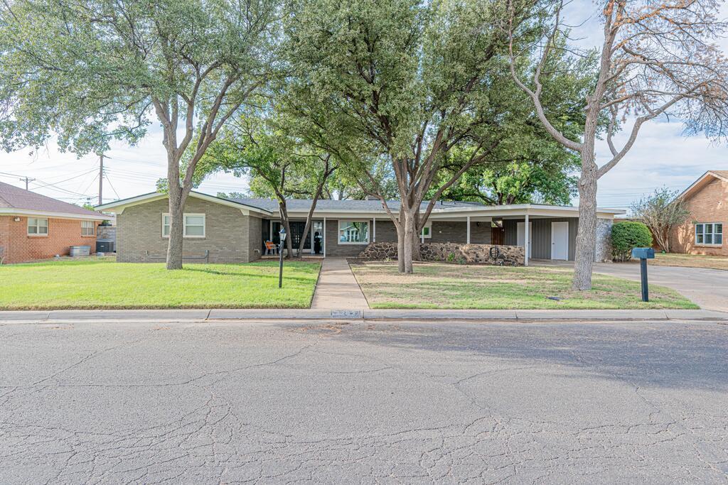 3203 Apperson Dr — photo
