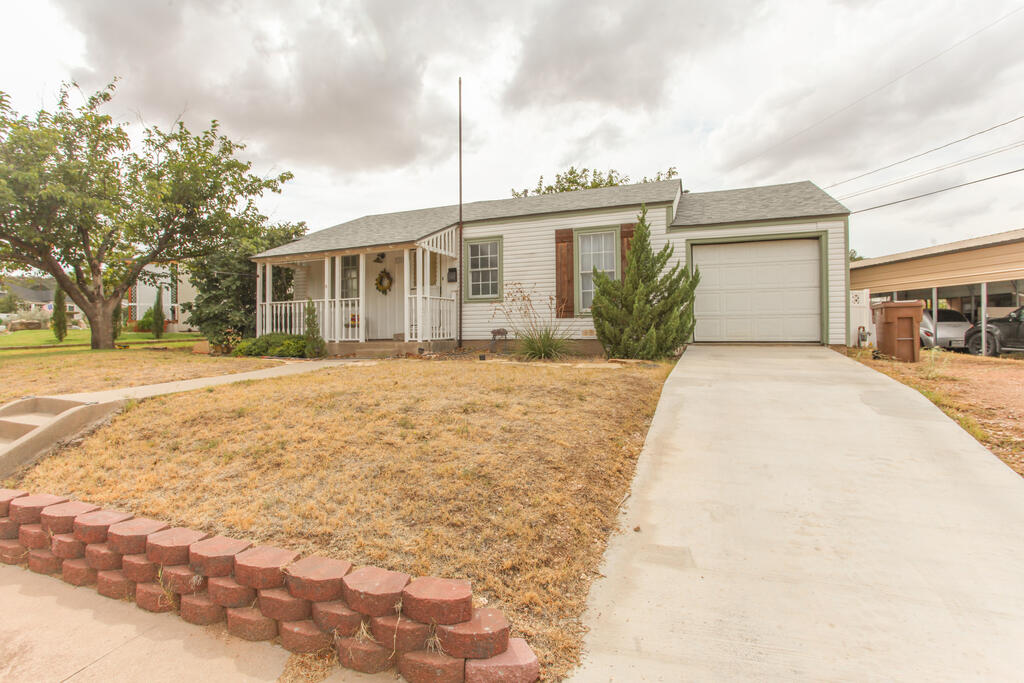 104 Canyon Dr — photo