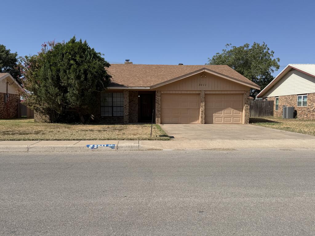 3011 Whittle Way — photo