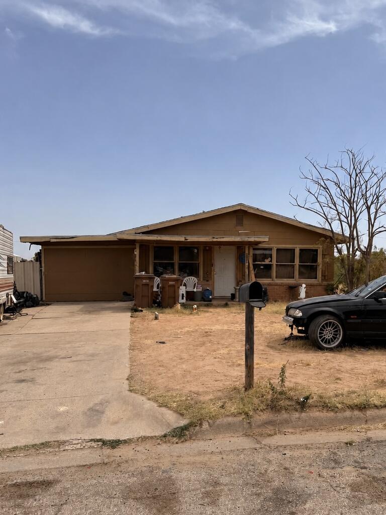 615 Steakley — photo