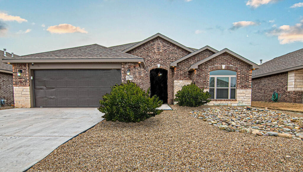 6709 Spur Dr — photo