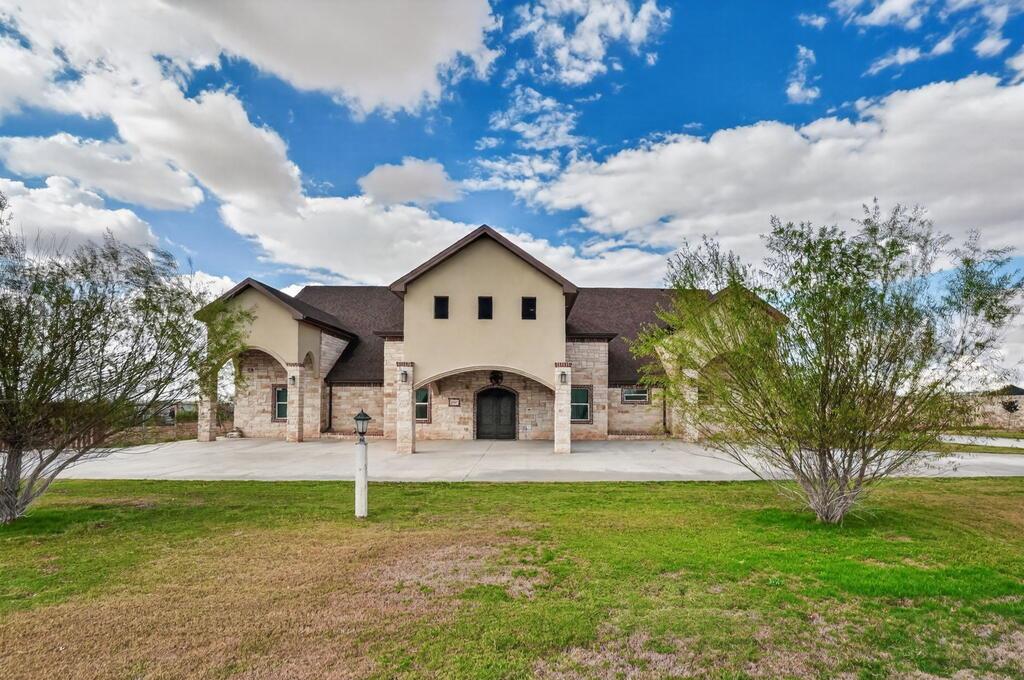 4401 E County Rd 63 — photo