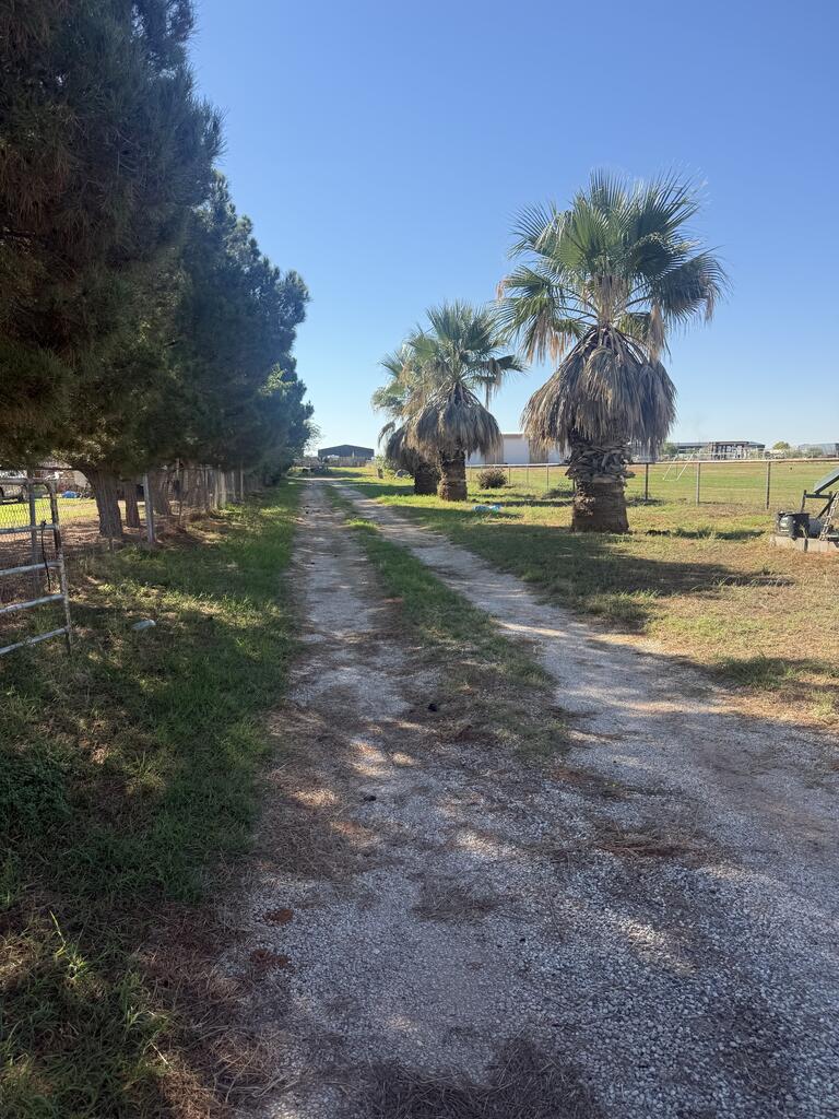 2505 W County Rd 140 — photo