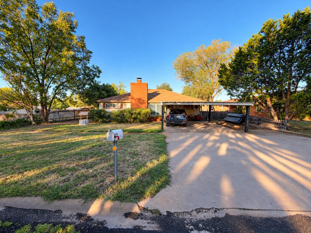 1531 Dallas St — photo