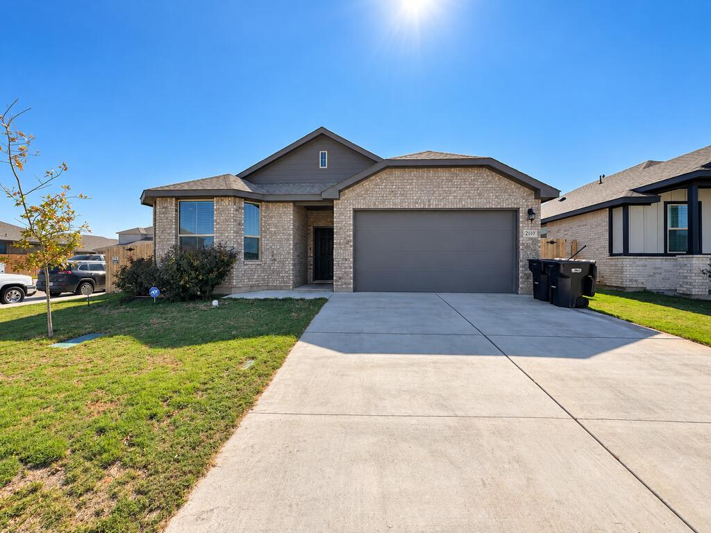 2110 Beaufort Dr. — photo