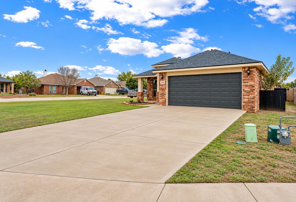 3014 N Carver, Midland, TX 79705 | Realty.com