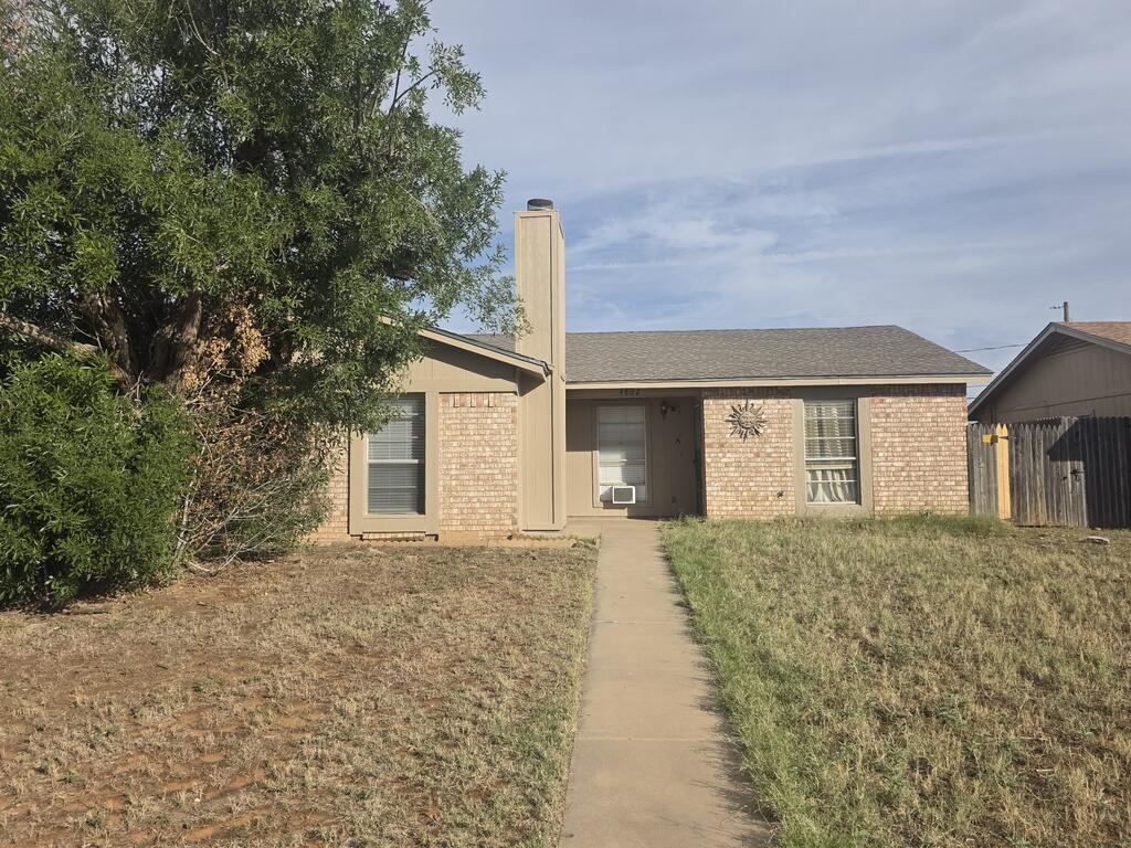 4802 Country Club Dr #B — photo