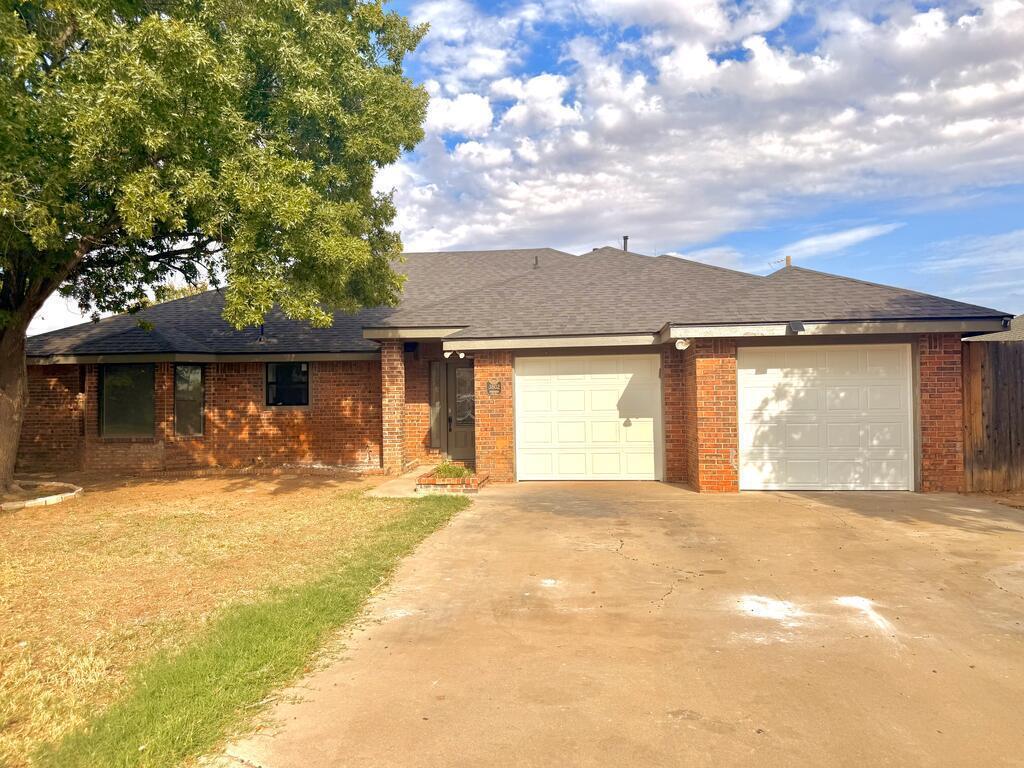 3802 Fairgreen Court — photo