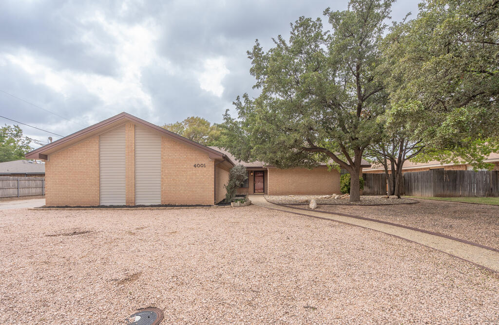 4001 Compton Dr — photo