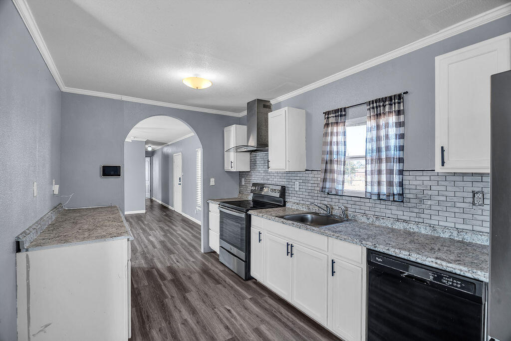 606 Michael, Stanton, TX 79782 — photo 3