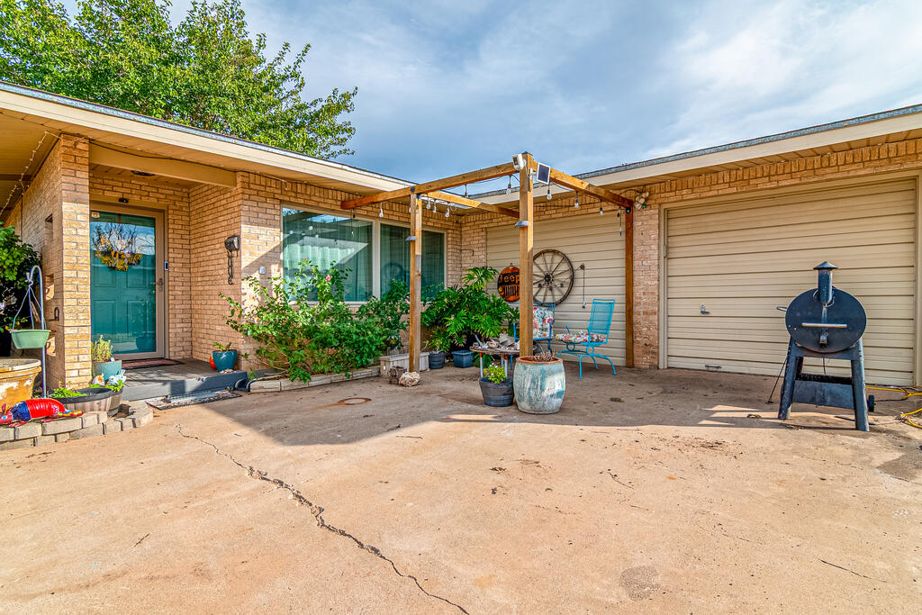 3809 Roosevelt Drive, Midland, TX 79703 | Realty.com