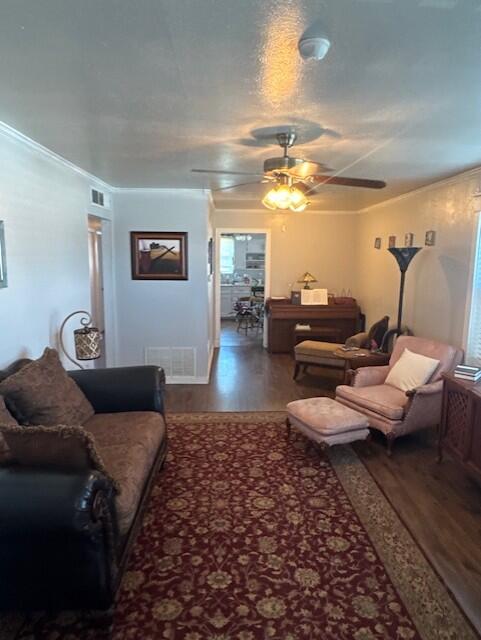 205 Acklen, Midland, TX 79703 — photo 3