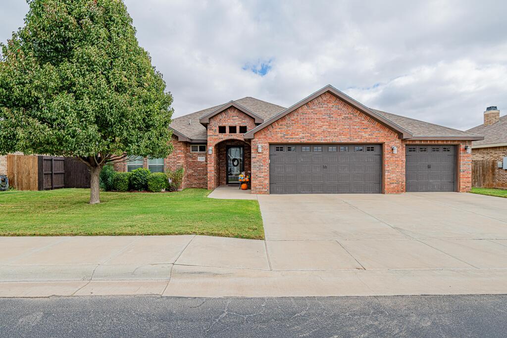 6104 Crystal Sky Lane — photo
