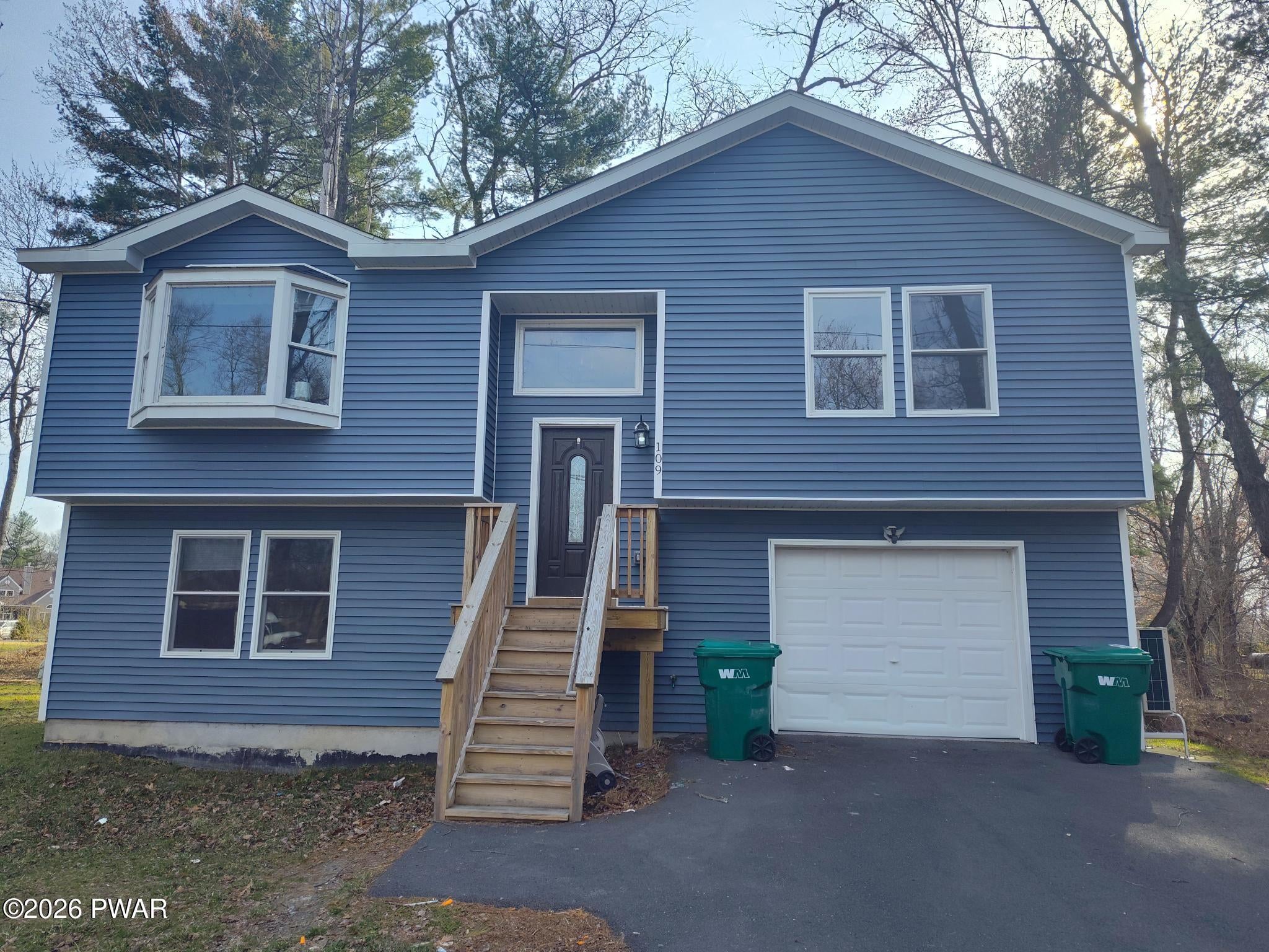109 Rose Lane — photo