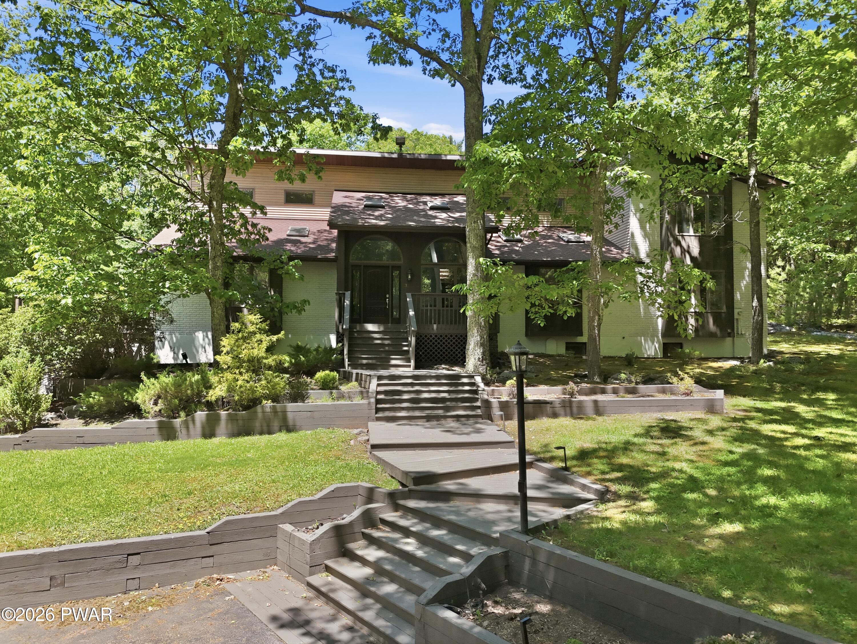 111 Westbrook Court — photo