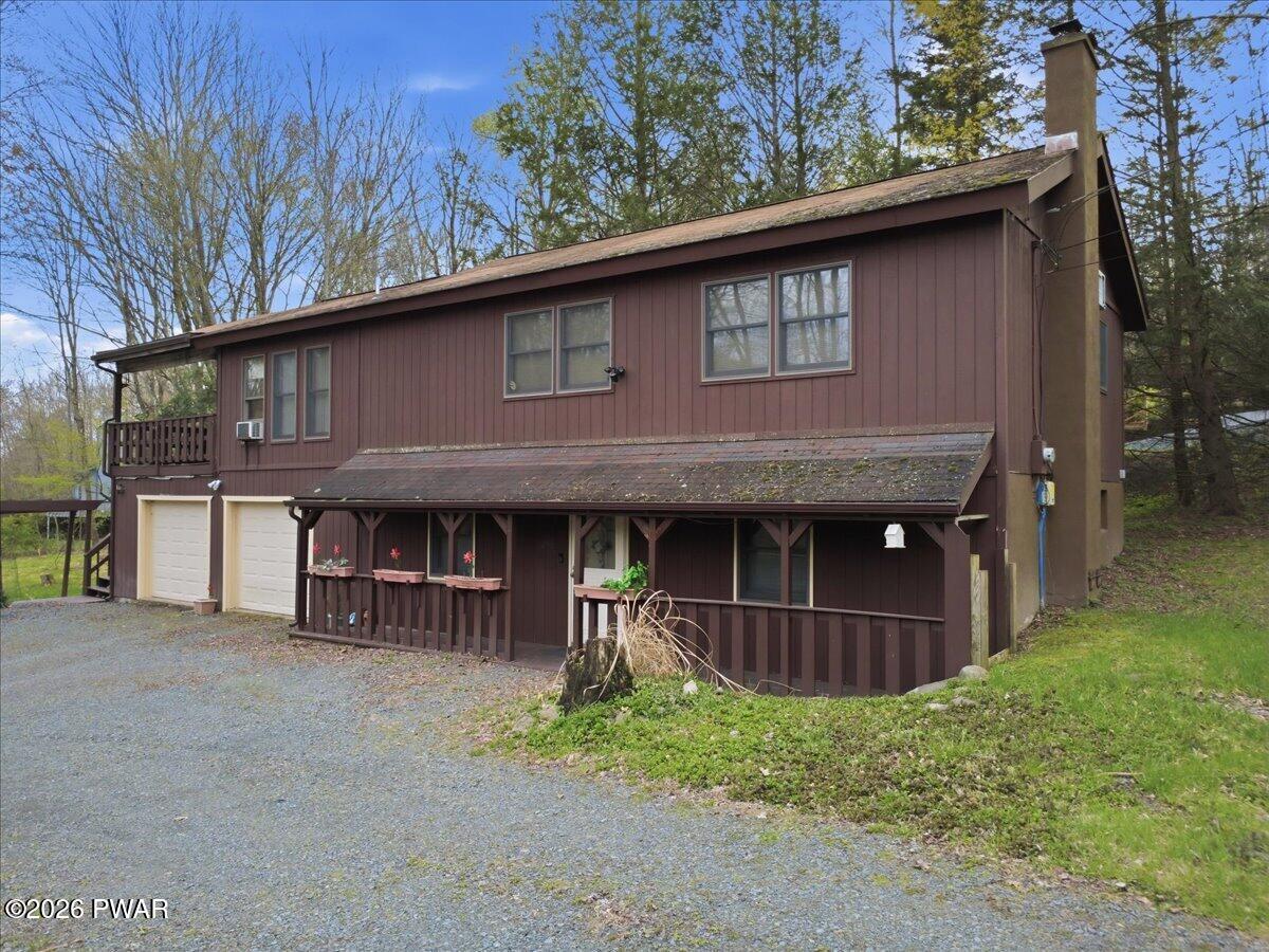 2374 Crest View Road — photo