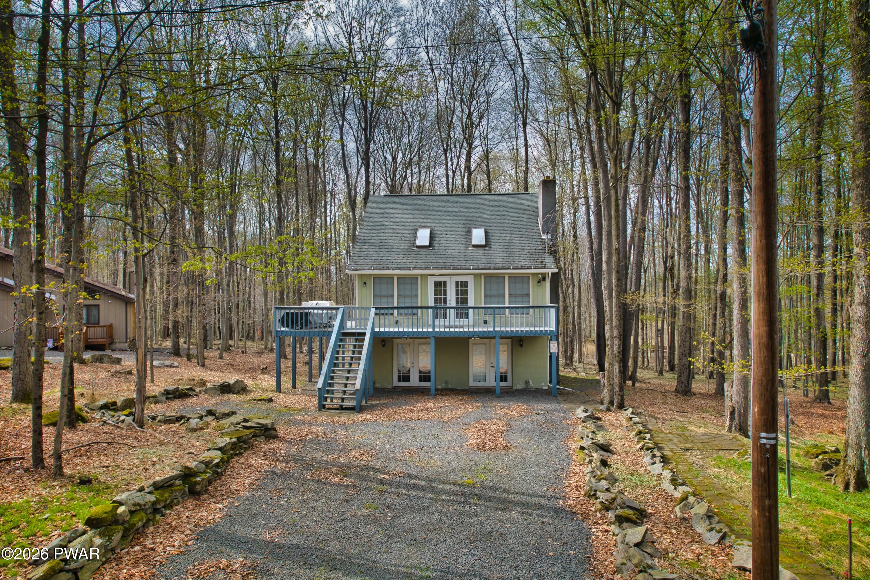 9 Oakwood Court — photo