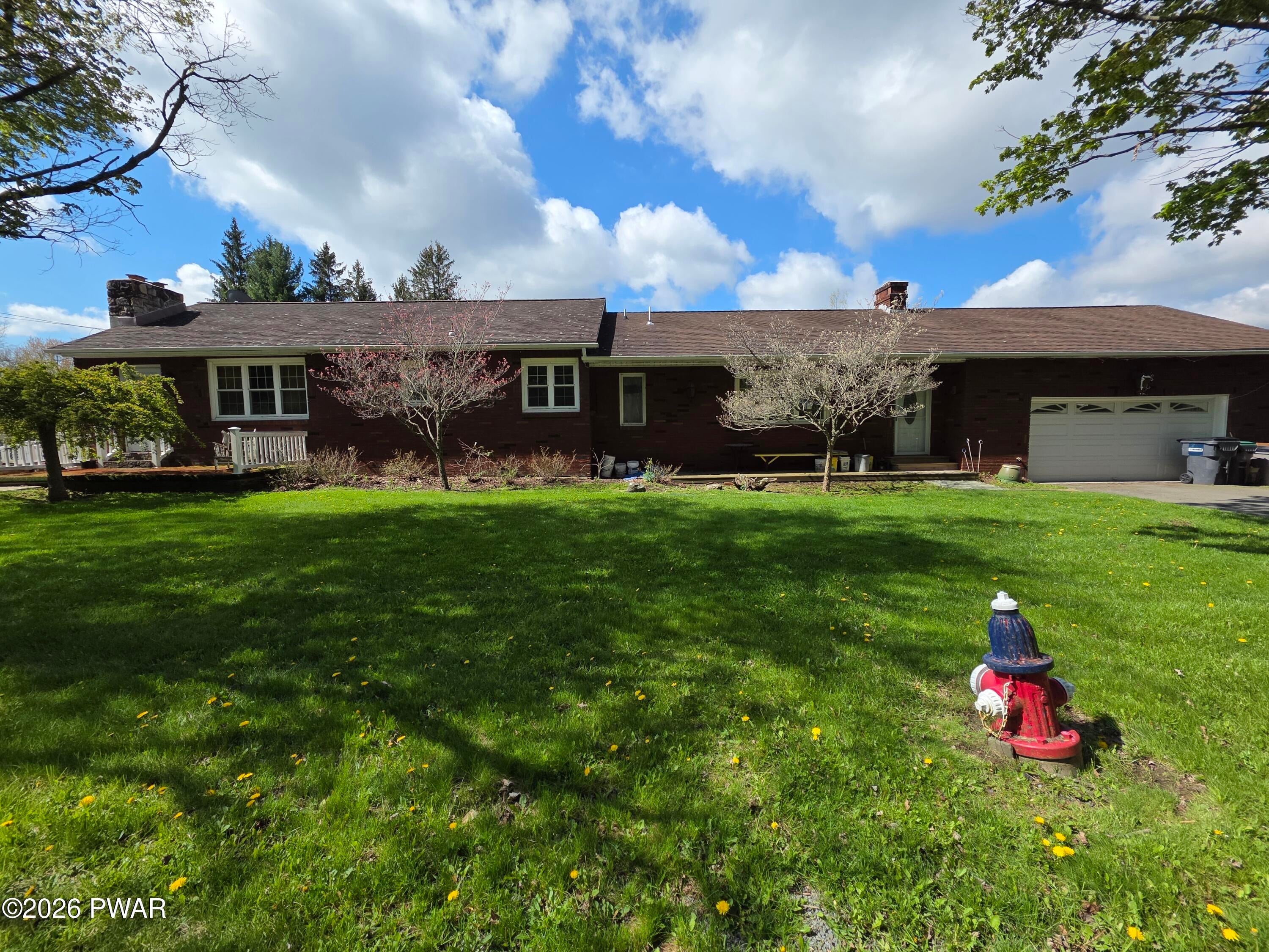131 Lake Quinn Road — photo