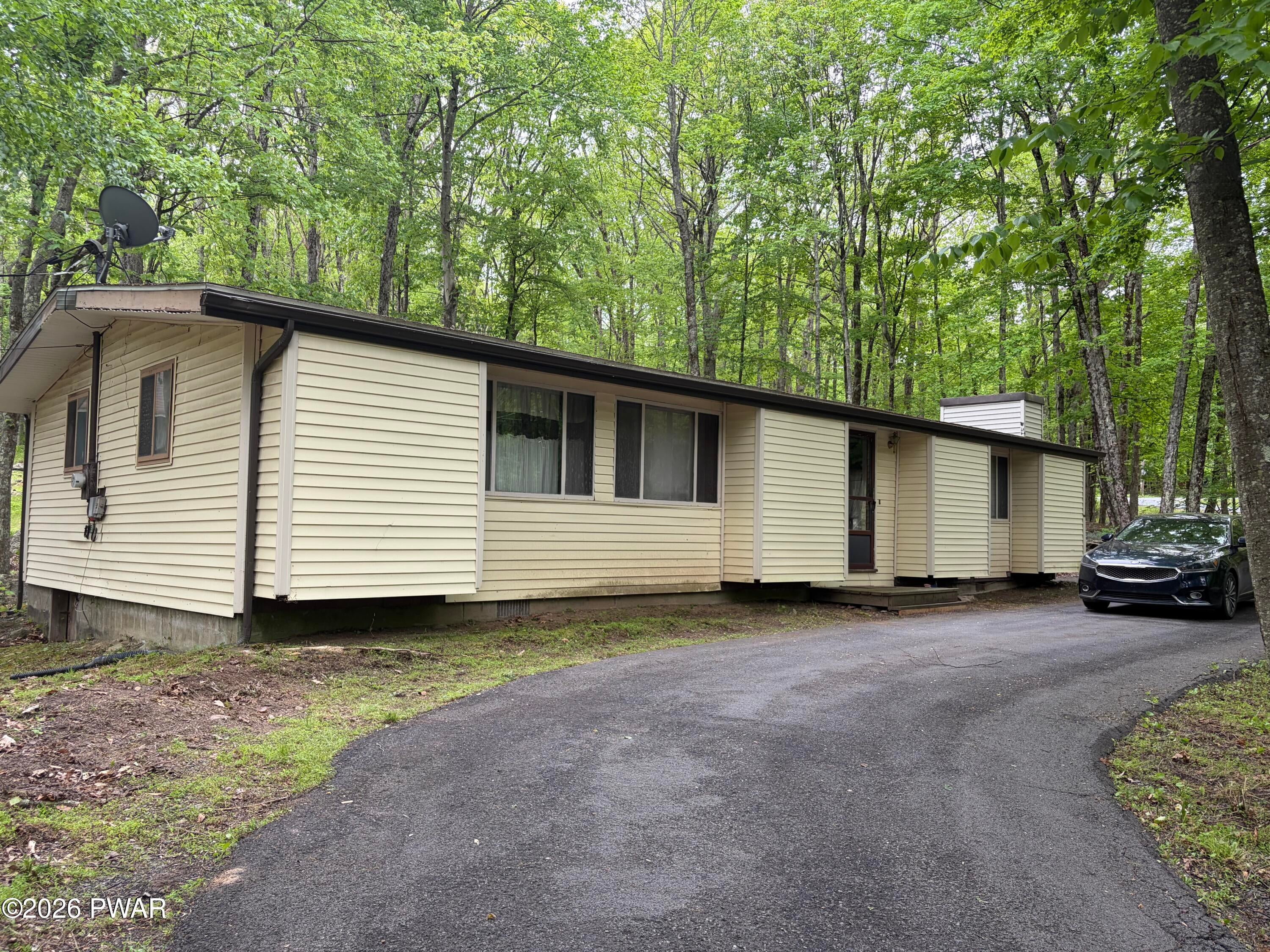 101 Bluestone Drive — photo