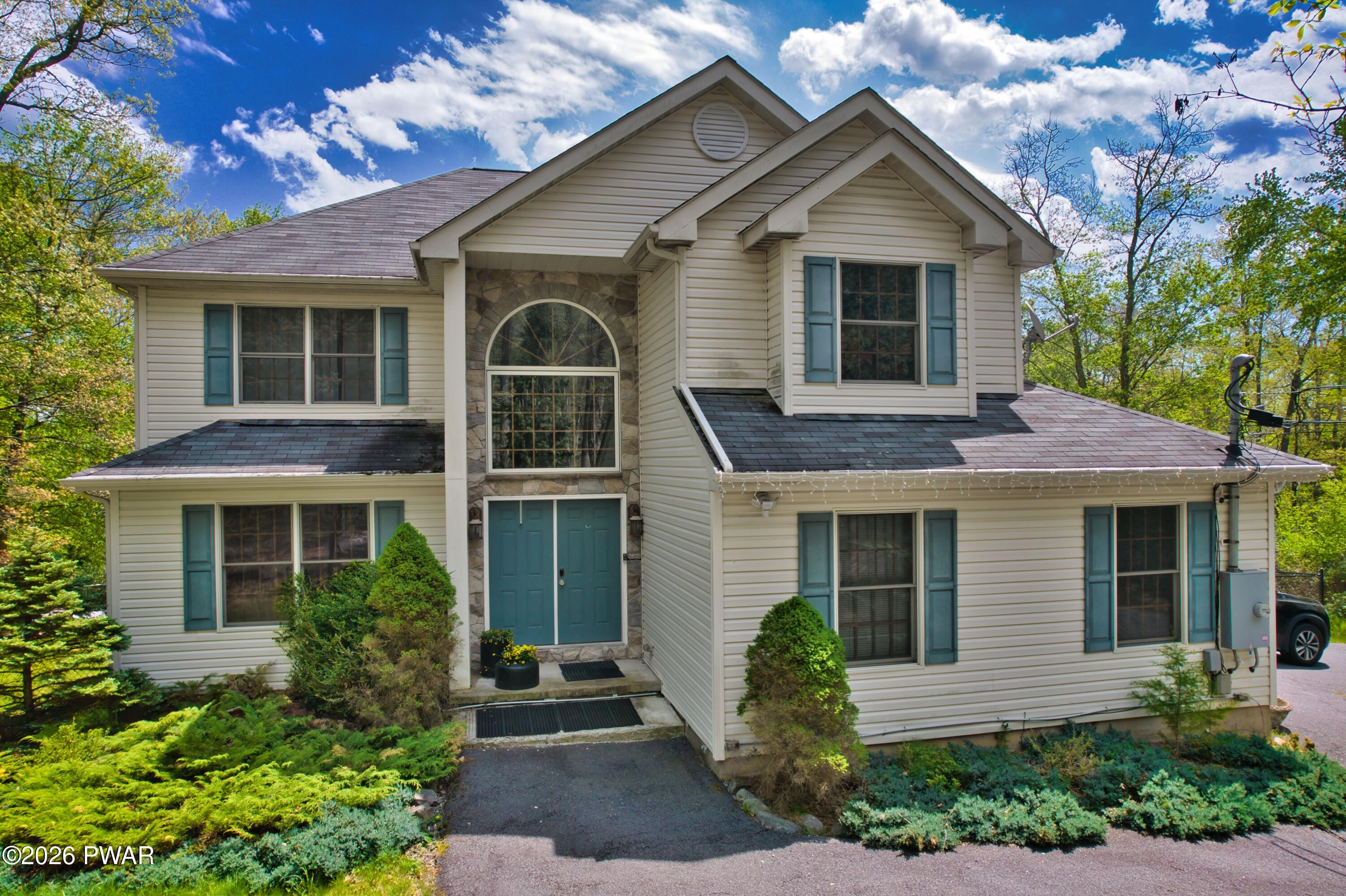 104 Montauk Court — photo