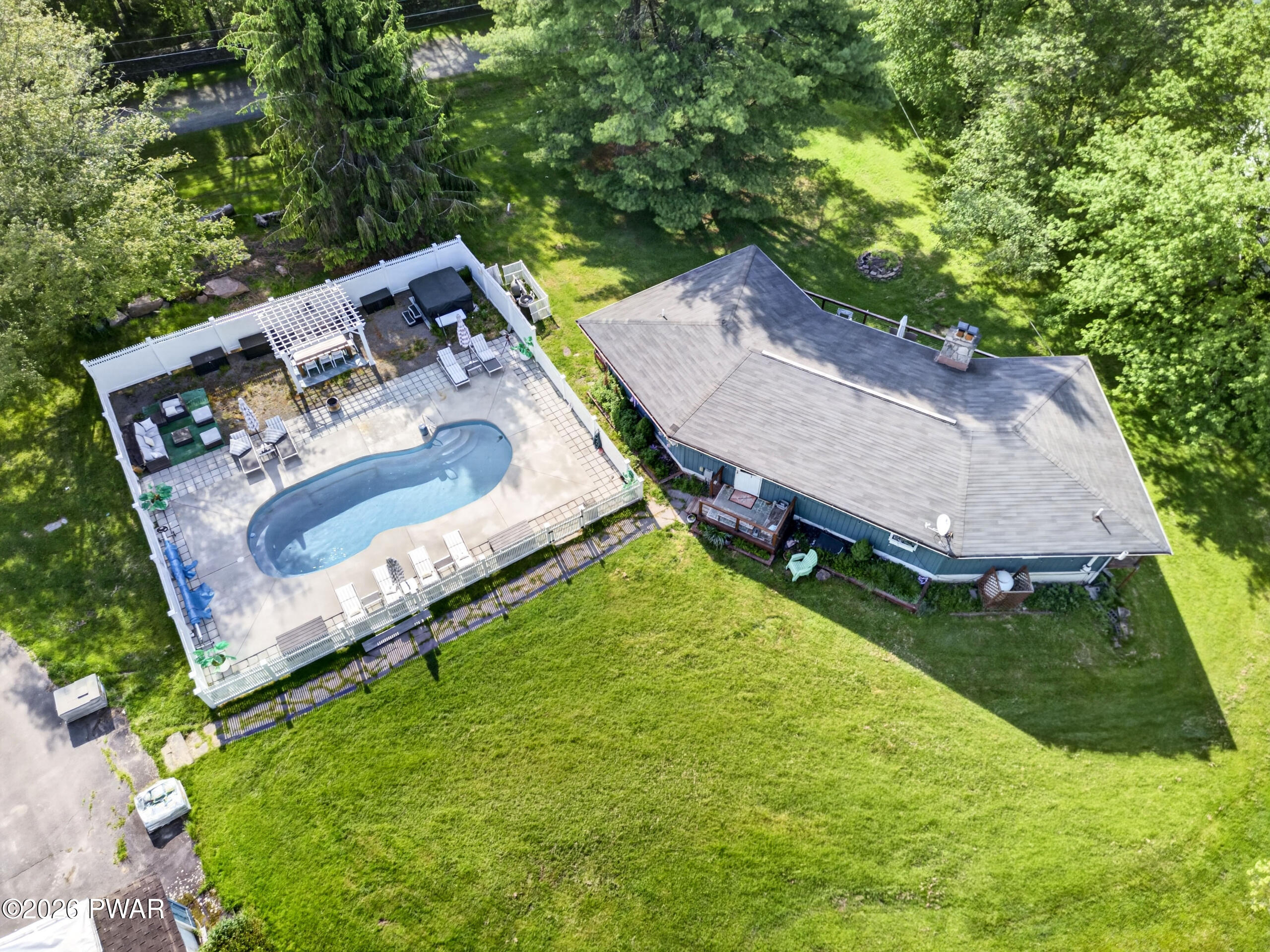 70 Meadowland Drive — photo