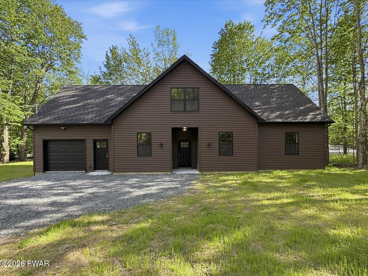 6 Raccoon Circle — photo