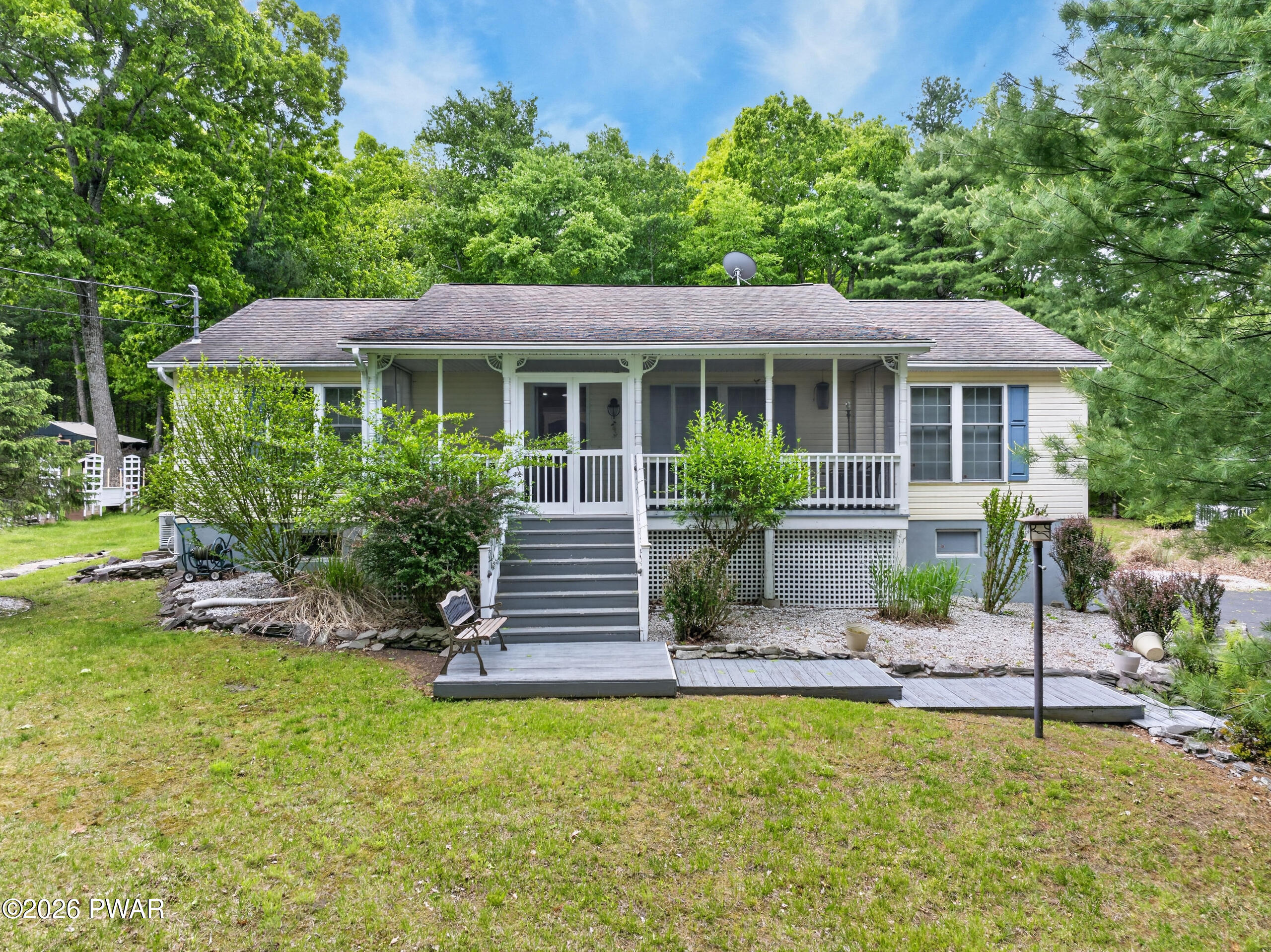 150 Tamarack Drive — photo