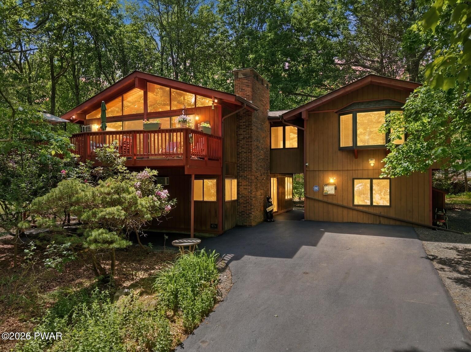 106 Lincoln Drive — photo