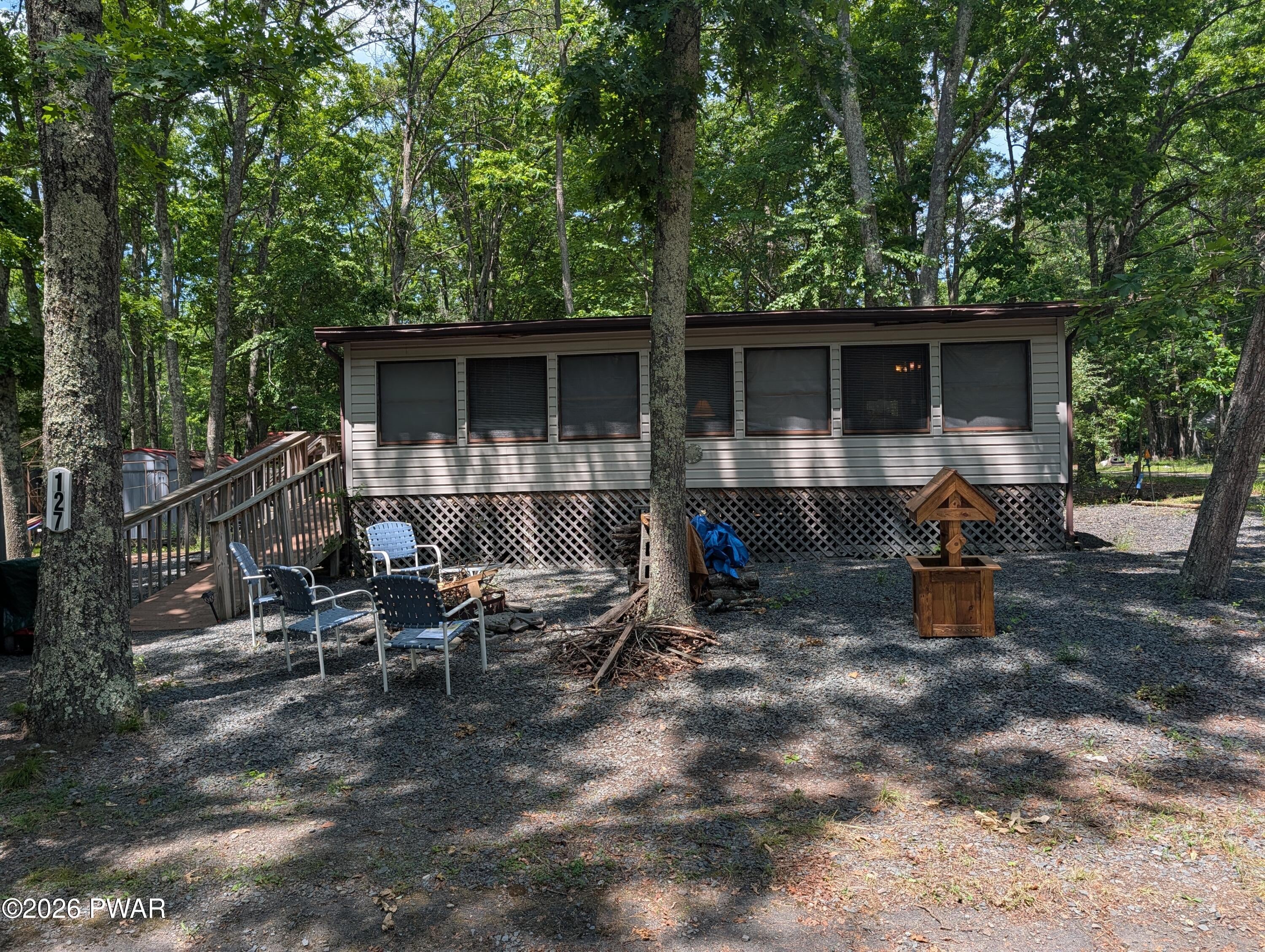 127 Woodpecker Lane — photo