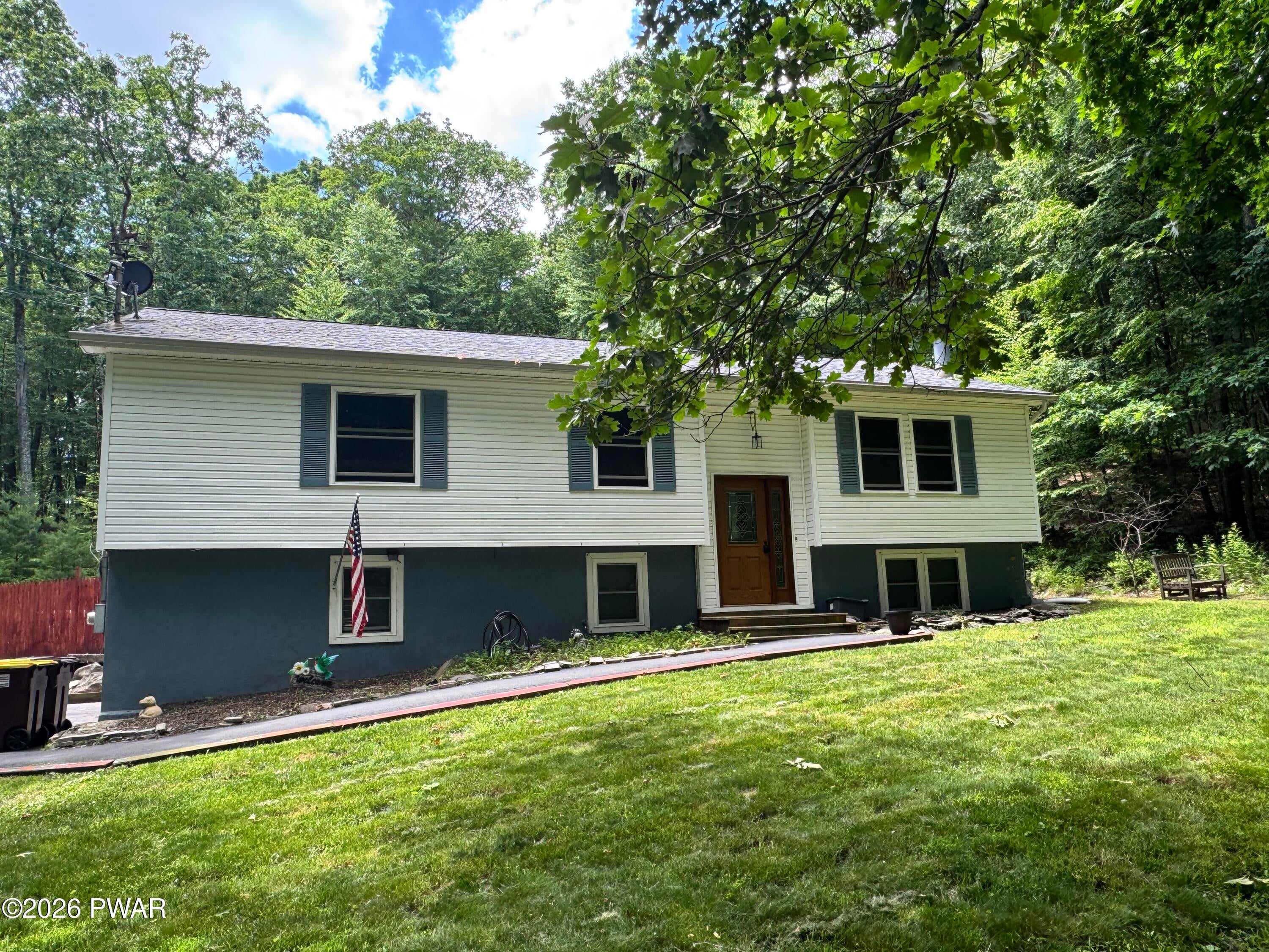 279 Water Forest Drive — photo