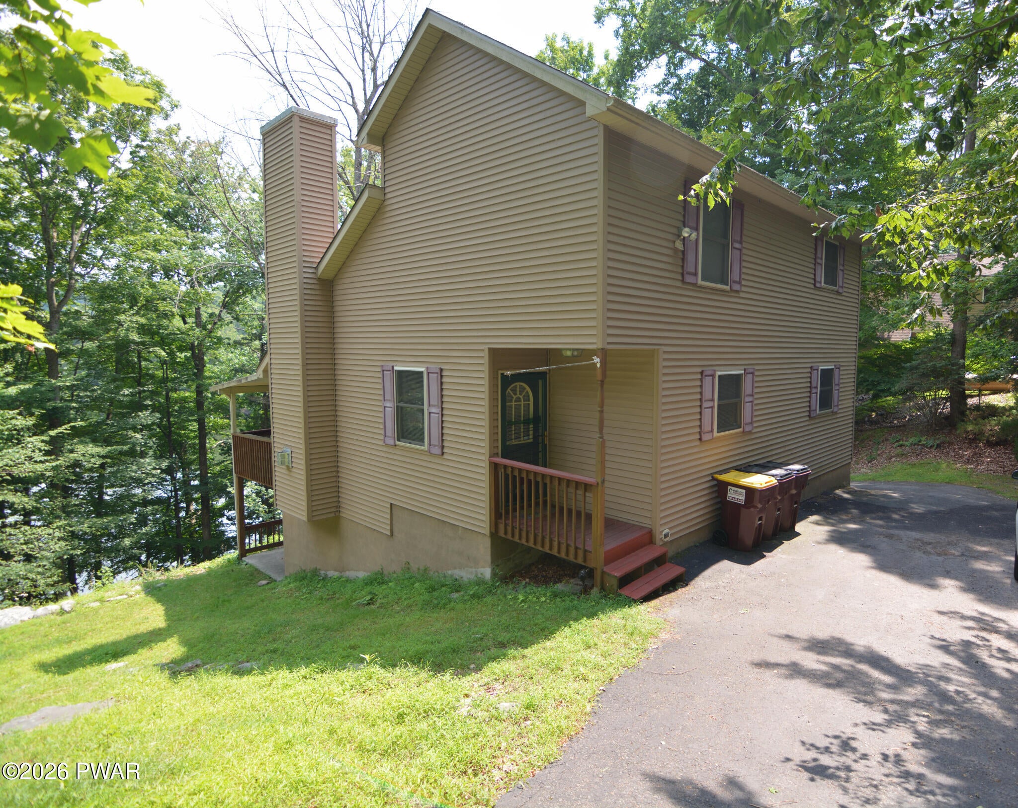181 Marina Way — photo