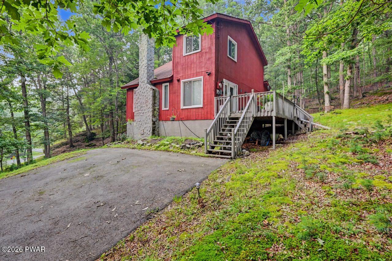 214 Manchester Drive — photo