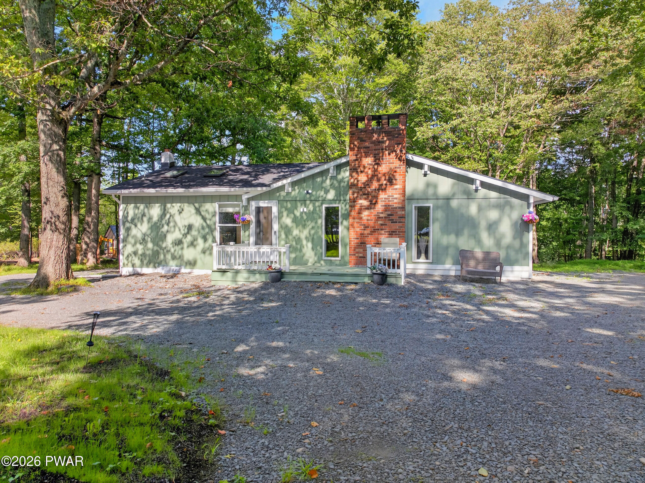 229 Lake Forest Drive — photo