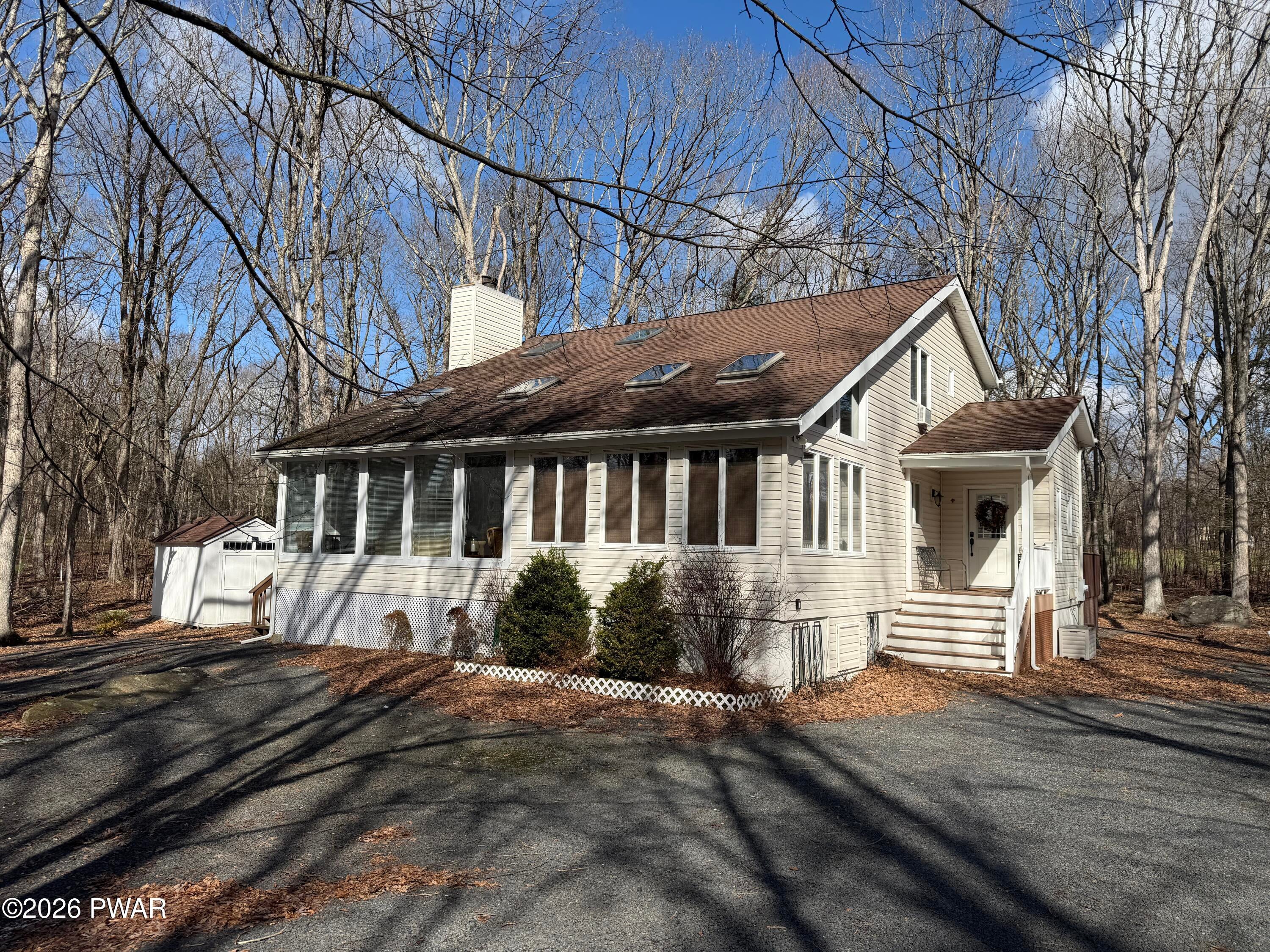 811 Paddock Court — photo