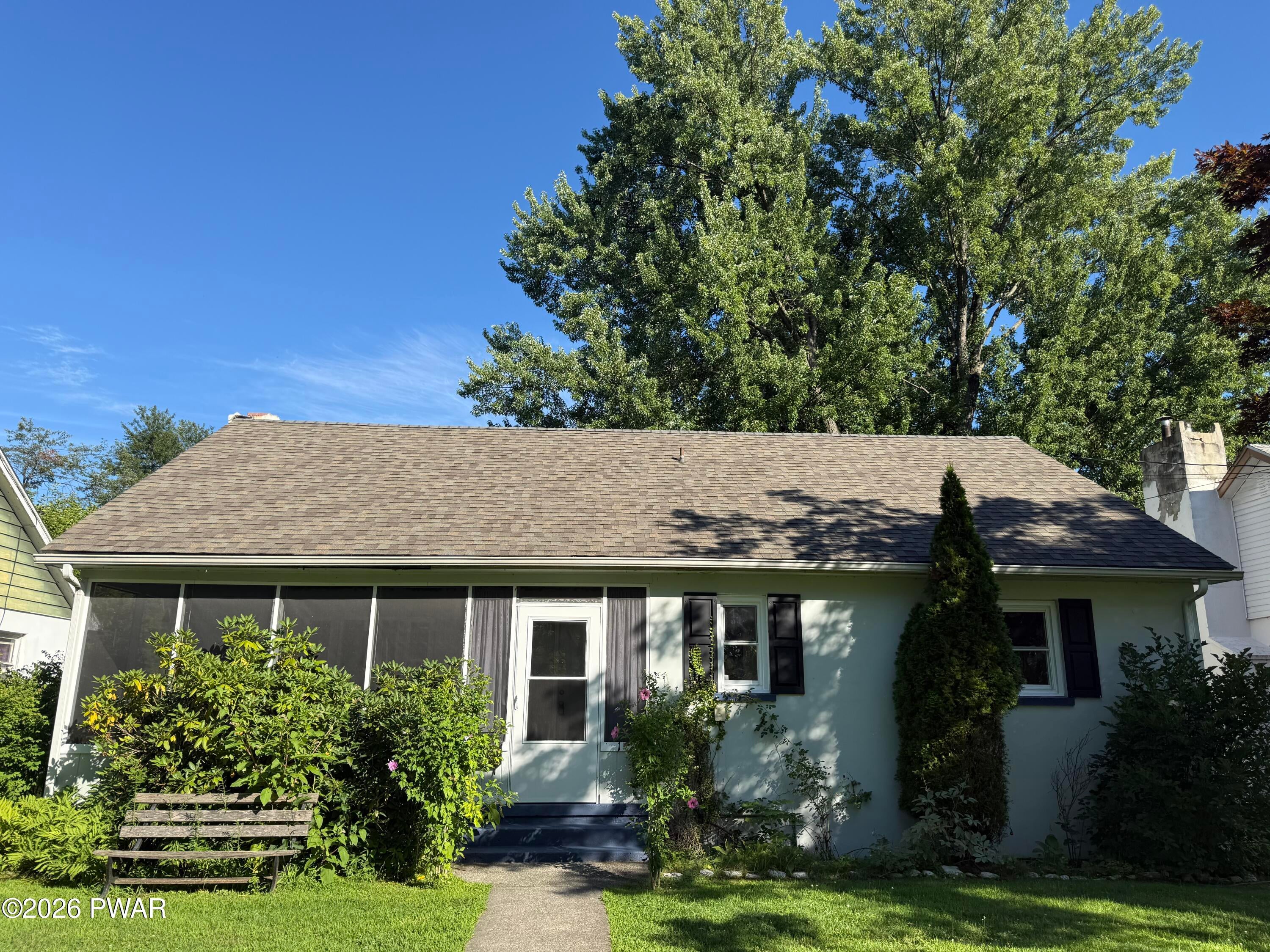 13 Dervend Circle — photo
