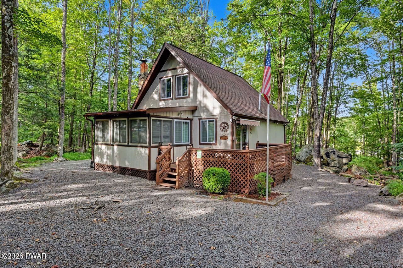 31 Elmwood Court — photo