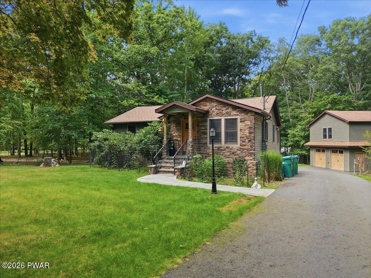 185 Laurel Circle — photo