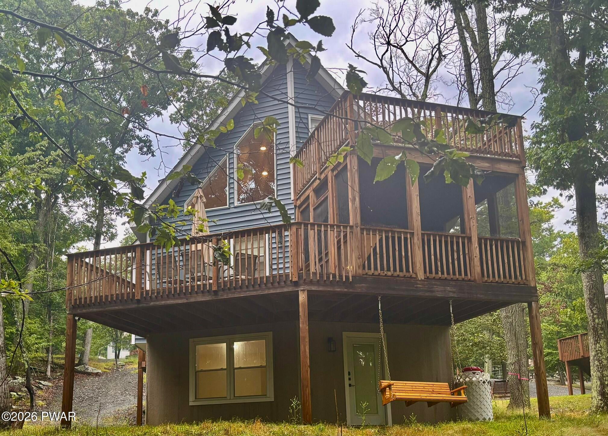 1015 Ski Bluff Terrace — photo