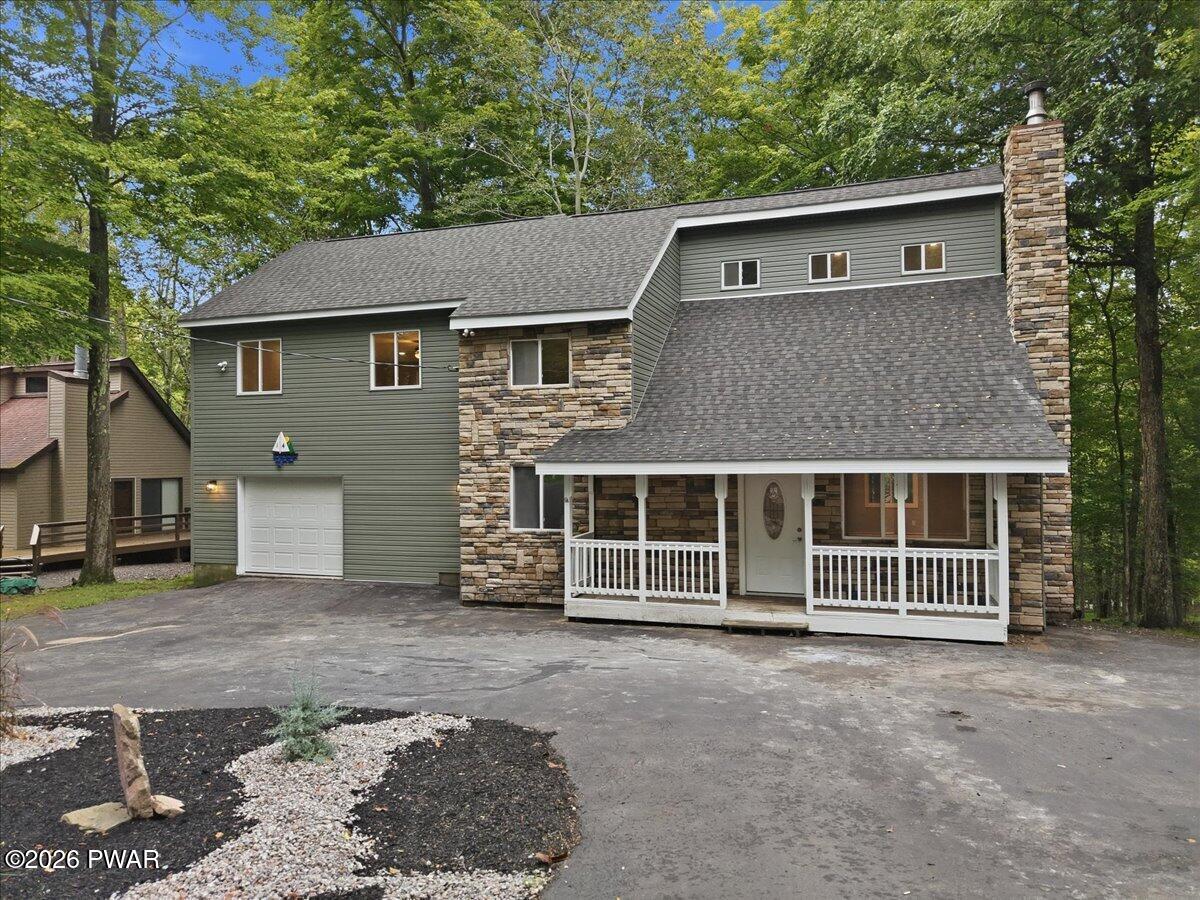 1012 Fawnhill Court — photo