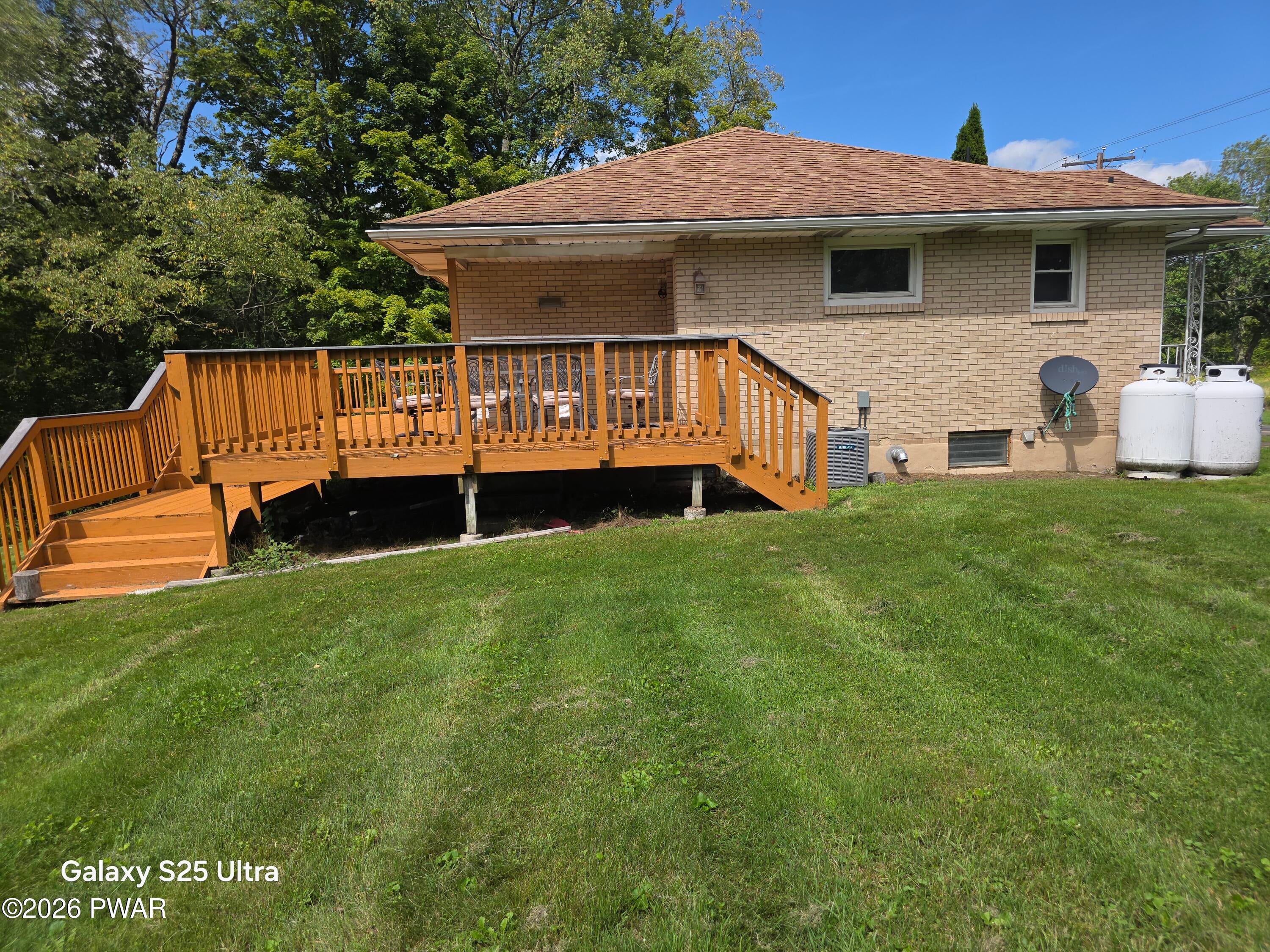 2035 Easton Turnpike — photo