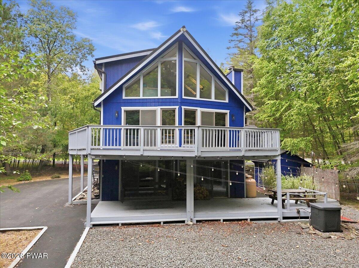 1048 Beaver Lake Drive — photo