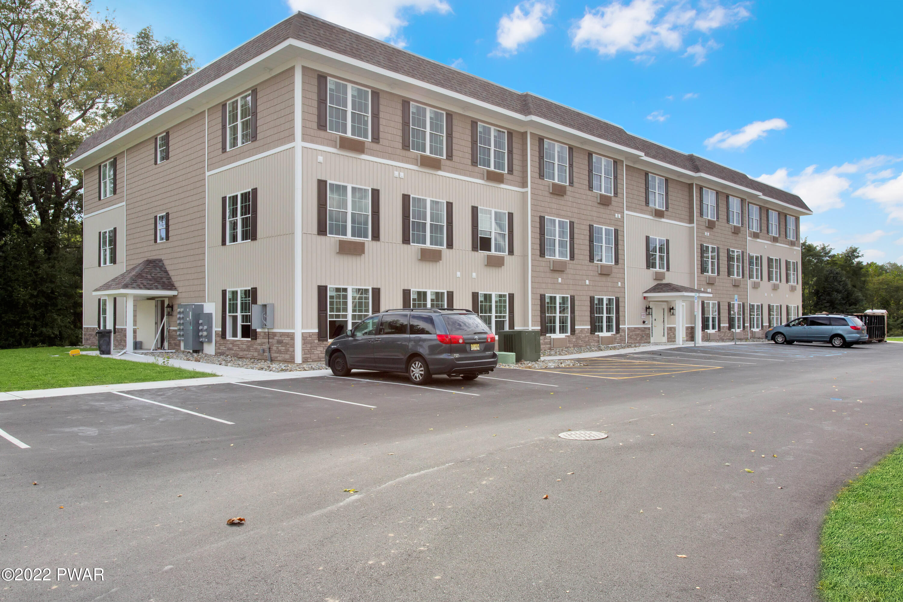 153-180 Paddlers Point — photo