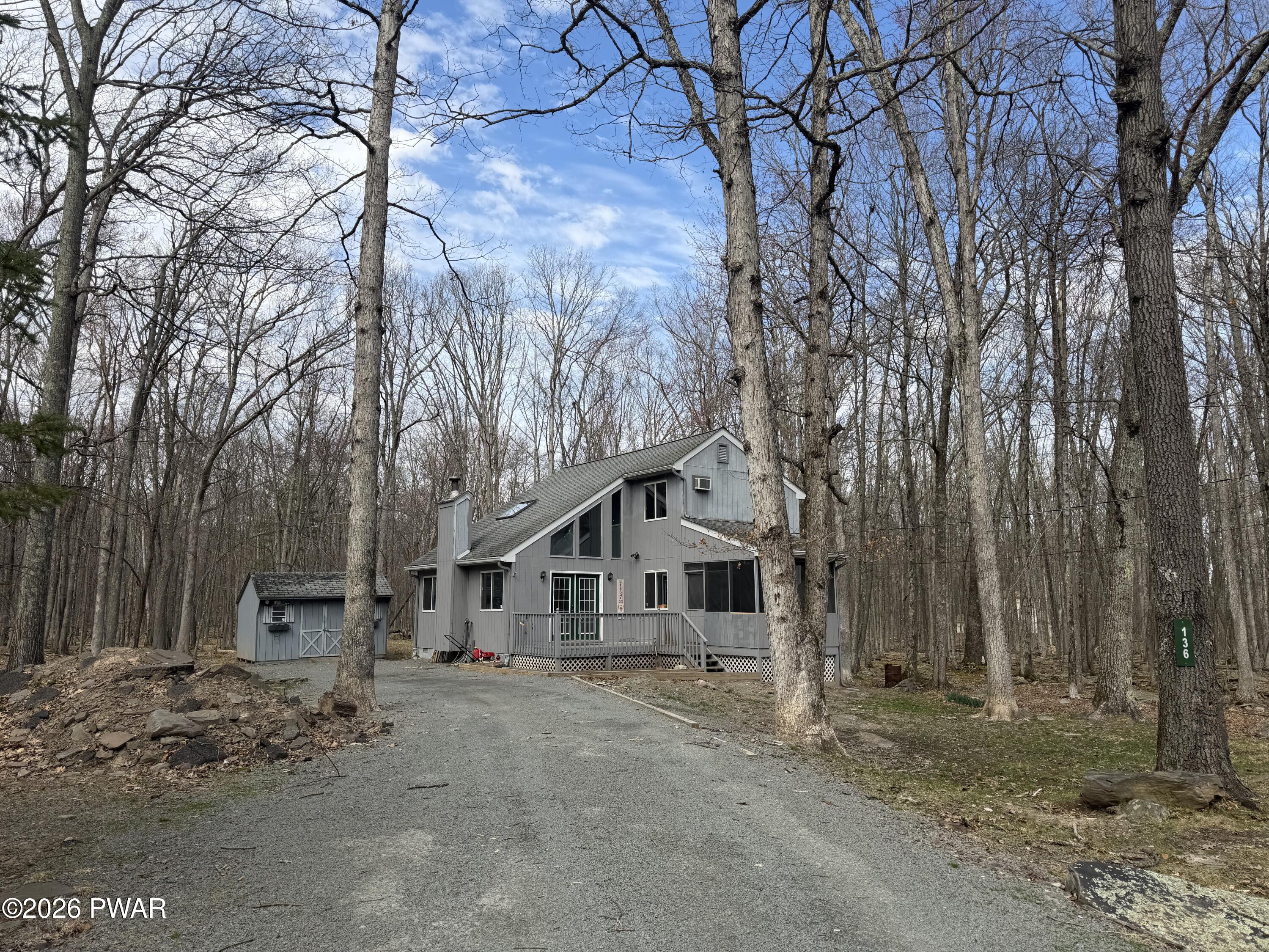 136 Evergreen Court — photo