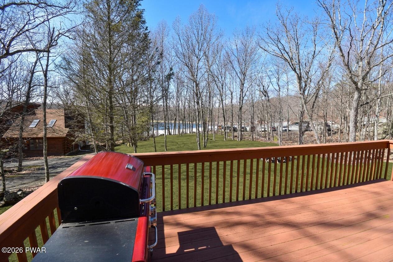 Home in Hawley, PA 18428 — photo 3