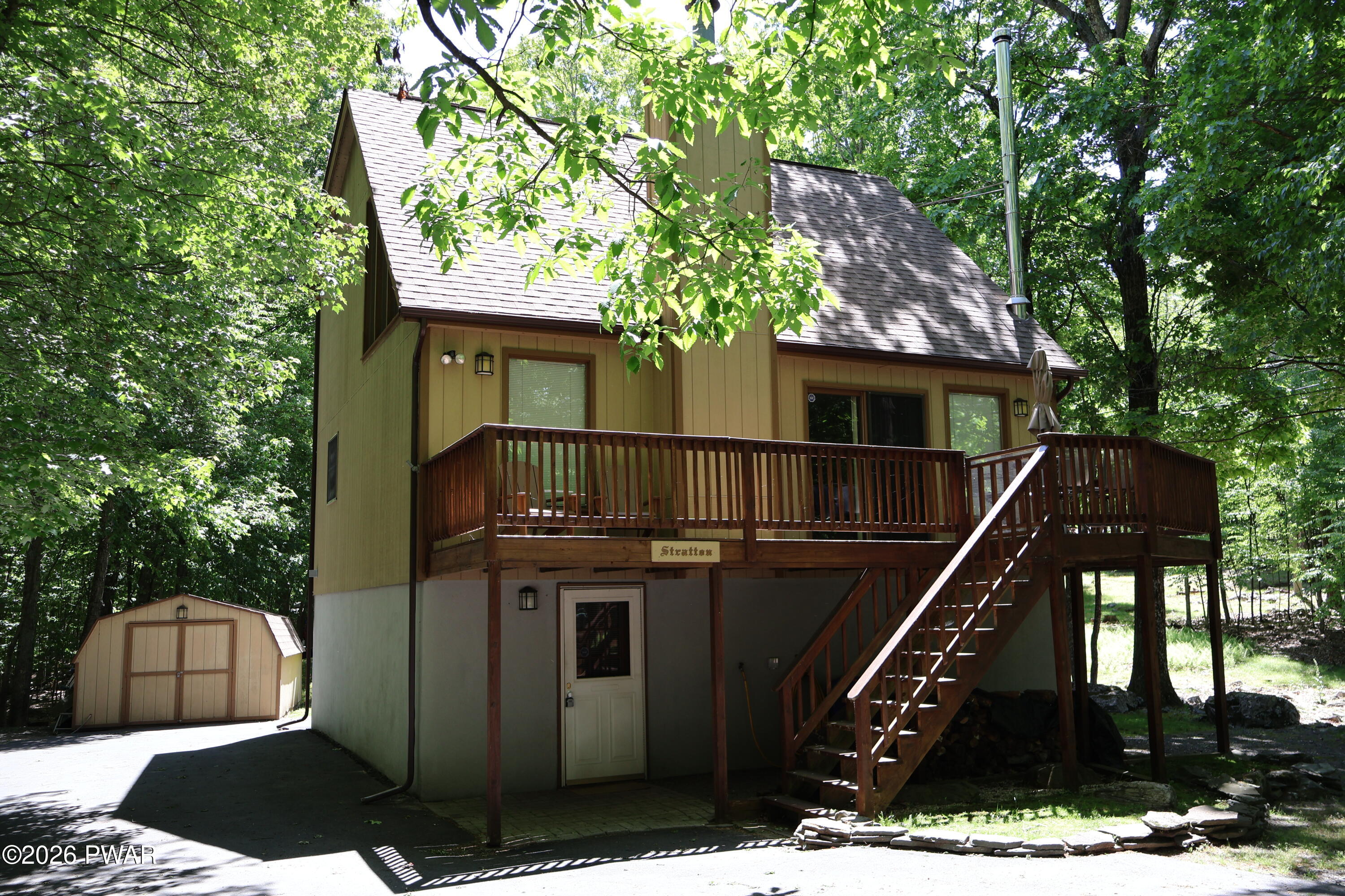 108 Crestview Court — photo