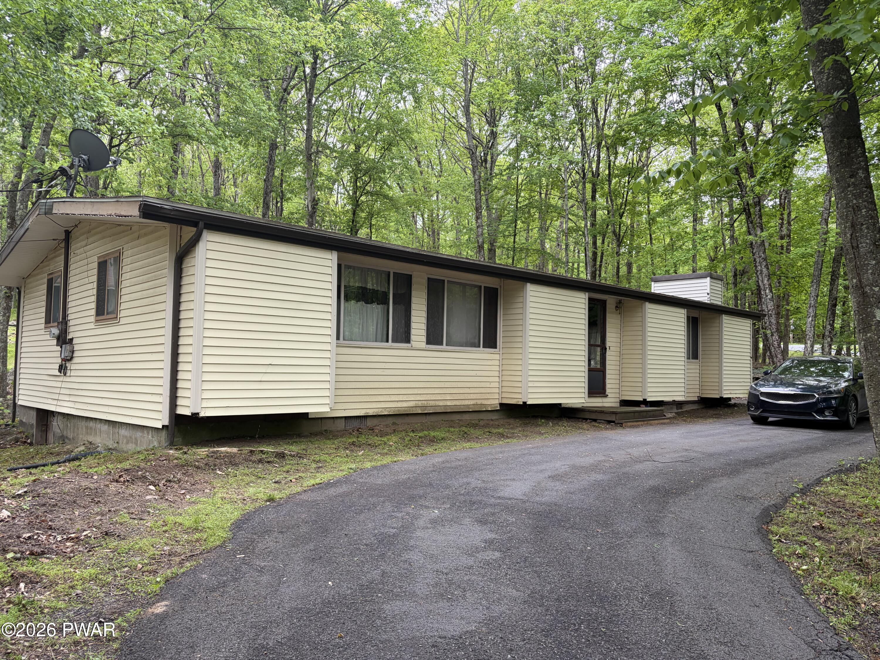 101 Bluestone Drive — photo