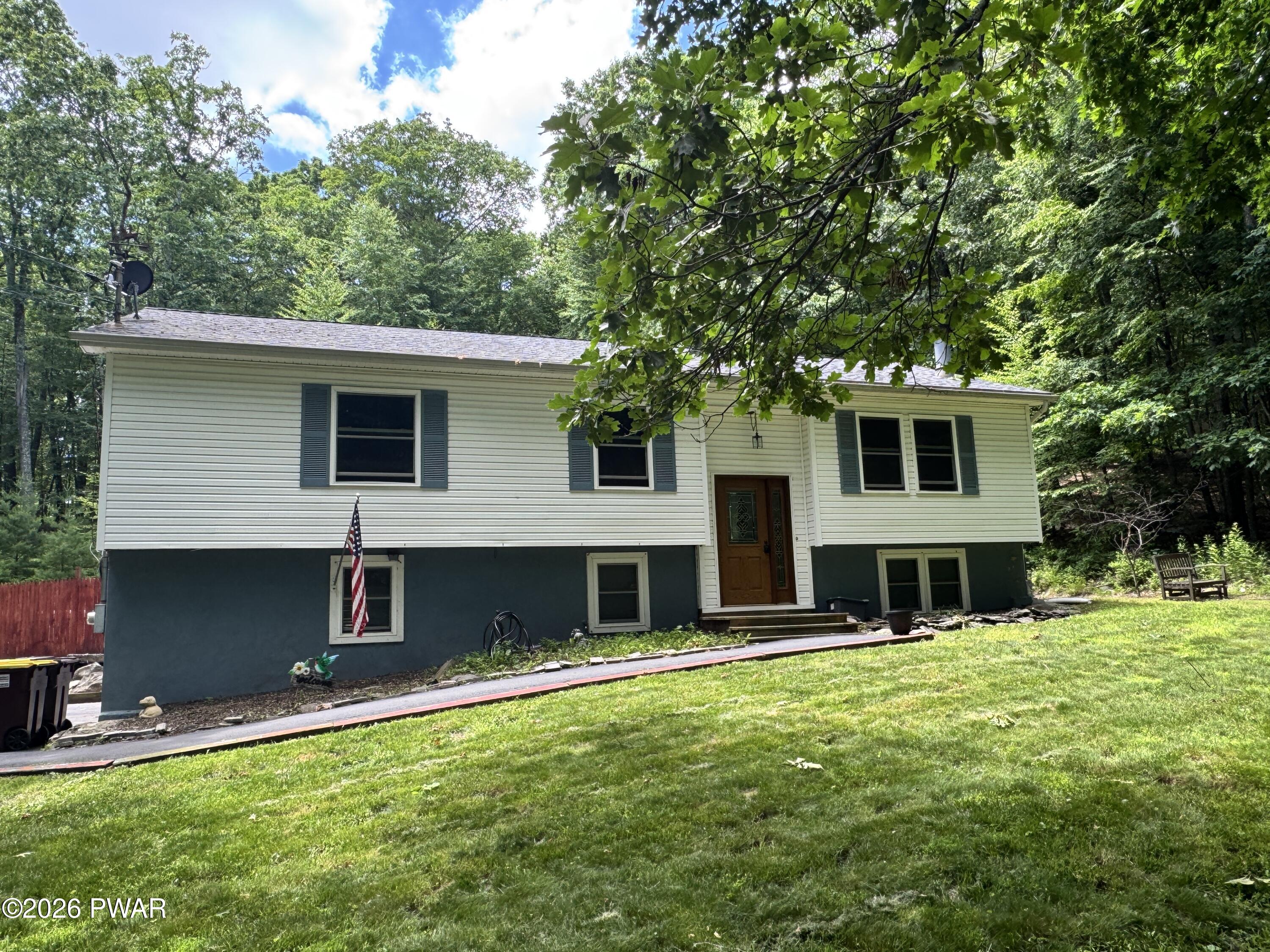 279 Water Forest Drive — photo