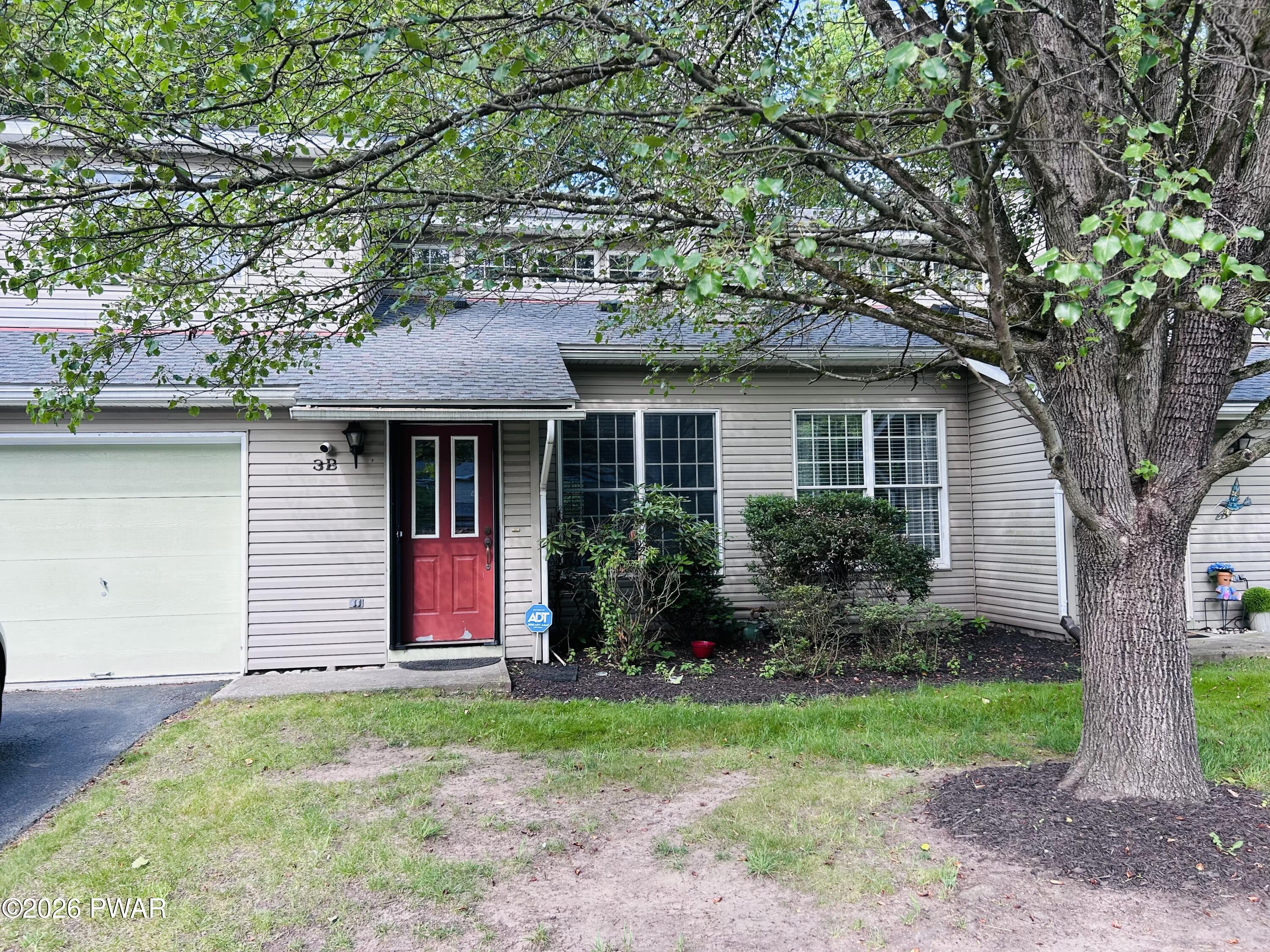 3B Milford Town Green Lane — photo
