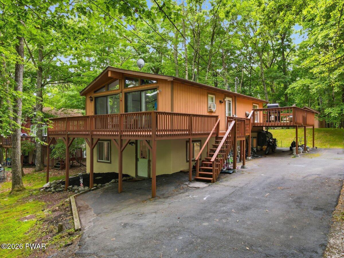 105 Doe Loop — photo