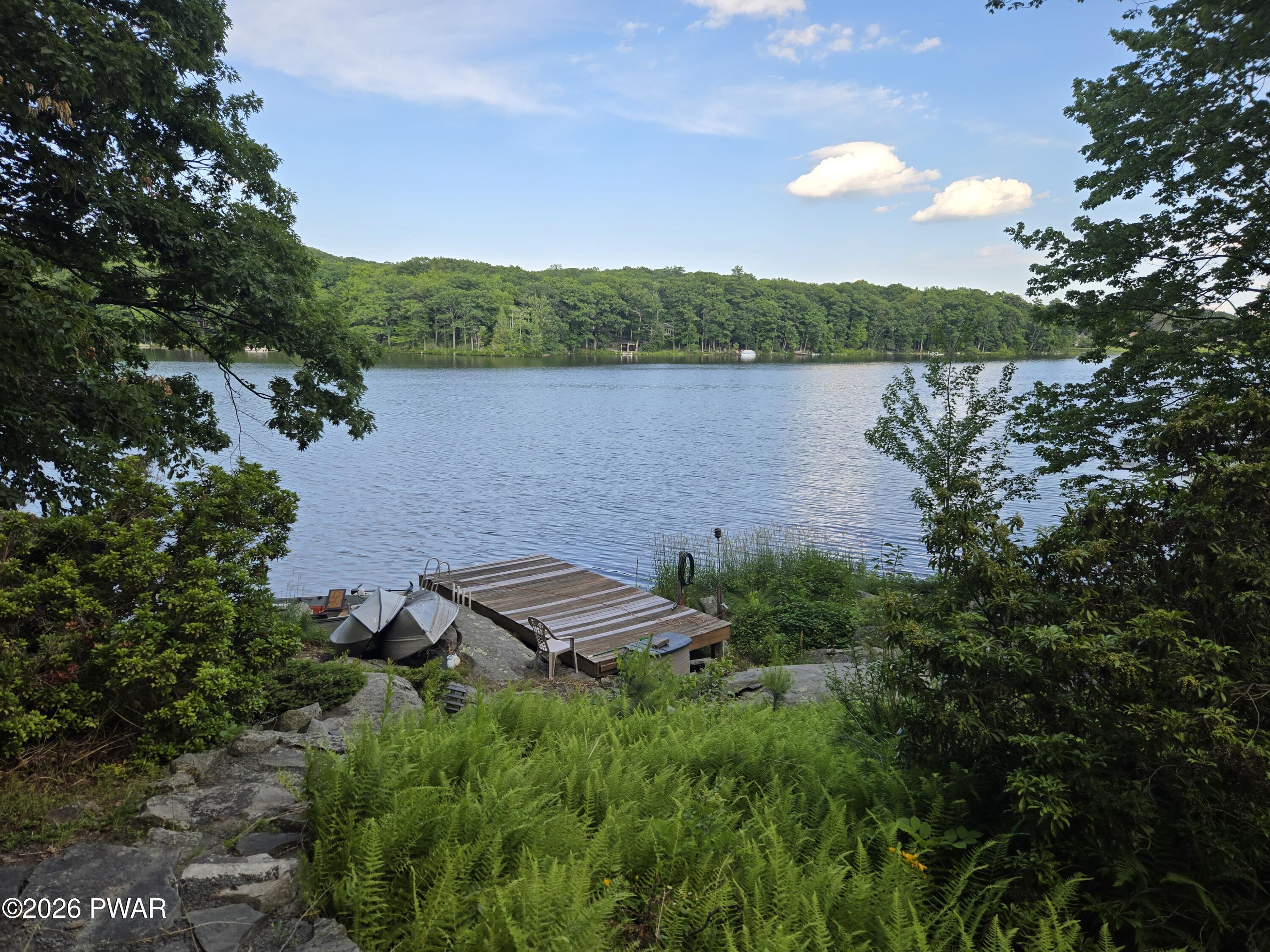 111 Waterview Drive — photo